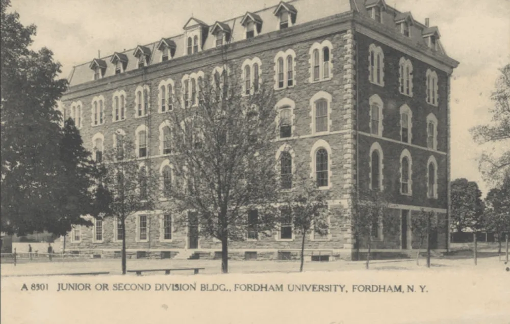 Site documentation — Fordham Hughes Hall — View 3